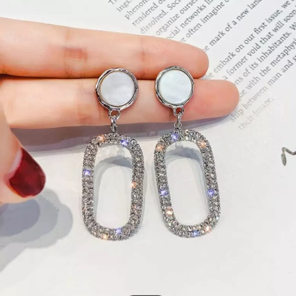 Platinum Plated Rhinestone Oval Drop Earrings